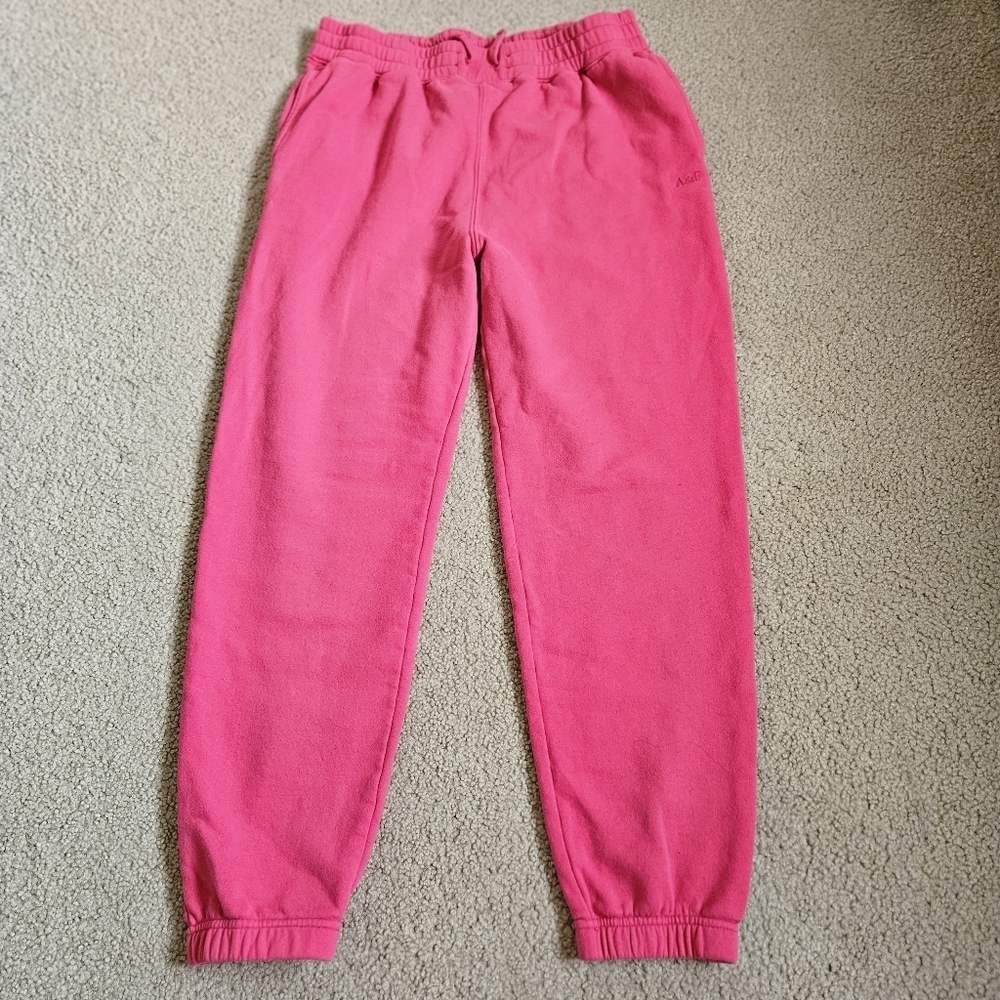 Abercrombie Kids Essential Fleece Jogger (Big Kid)  17-18